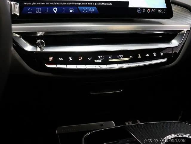 2024 Cadillac iQ Sport w/1SF