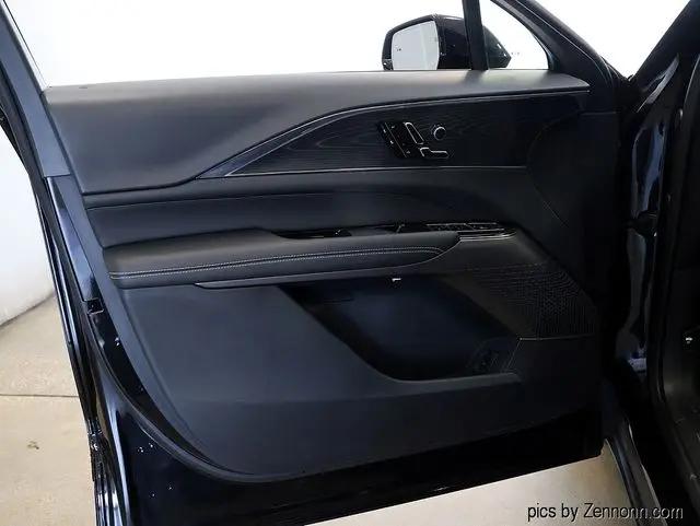 2024 Cadillac iQ Sport w/1SF