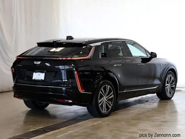 2024 Cadillac iQ Luxury w/1SC