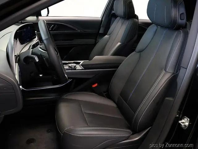 2024 Cadillac iQ Luxury w/1SC