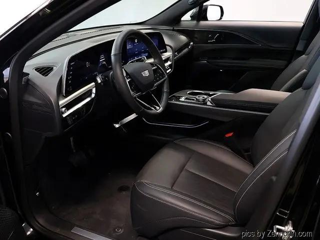 2024 Cadillac iQ Luxury w/1SC