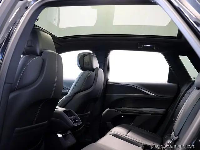 2024 Cadillac iQ Luxury w/1SC