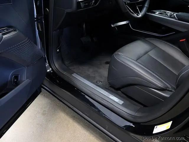 2024 Cadillac iQ Luxury w/1SC
