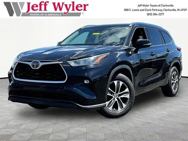 2020 Toyota Highlander XLE for sale in Clarksville, IN