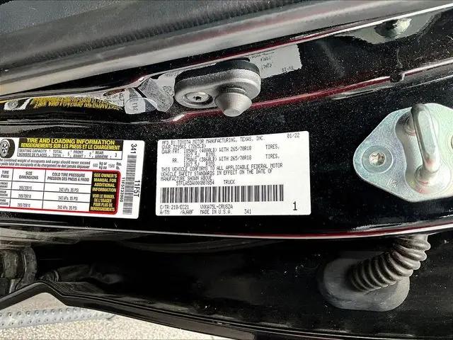 2022 Toyota Tundra SR5