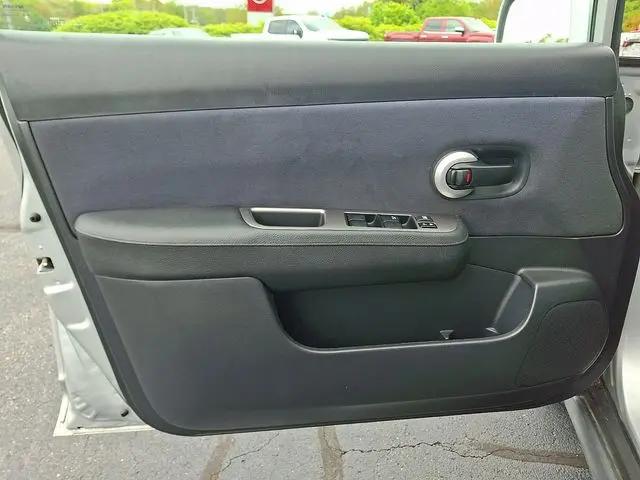 2008 Nissan Versa 1.8S