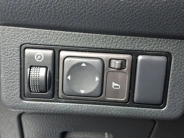 2008 Nissan Versa 1.8S