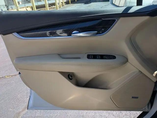 2019 Cadillac XT5 Standard