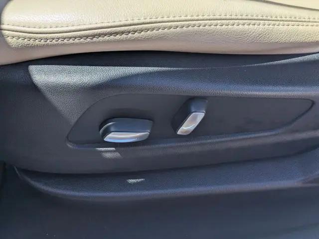 2019 Cadillac XT5 Standard
