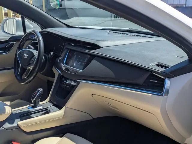2019 Cadillac XT5 Standard
