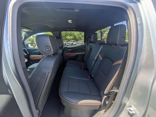 2026 GMC Canyon AT4, 4WD