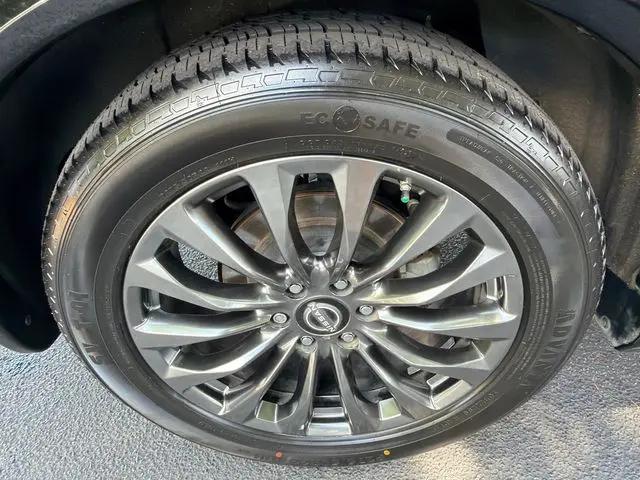 2021 Nissan Armada Platinum 2WD