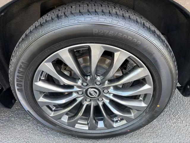 2021 Nissan Armada Platinum 2WD