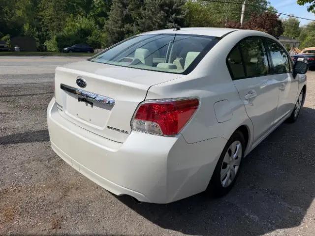 2012 Subaru Impreza 2.0i