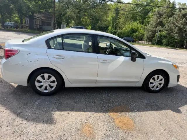 2012 Subaru Impreza 2.0i