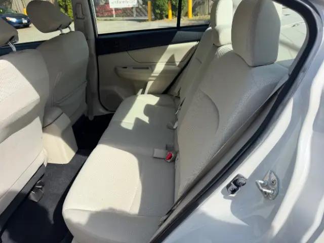 2012 Subaru Impreza 2.0i