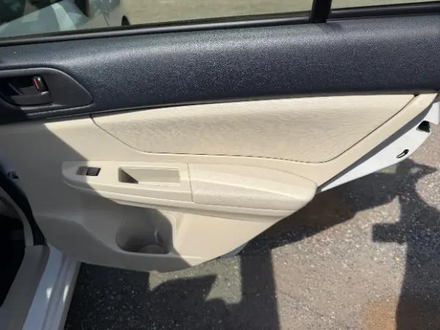 2012 Subaru Impreza 2.0i