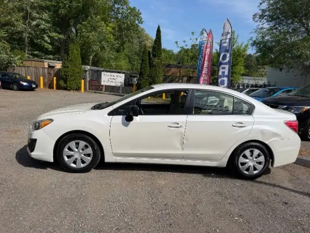2012 Subaru Impreza 2.0i