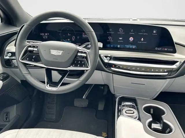 2024 Cadillac iQ Luxury w/1SC