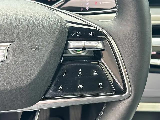 2024 Cadillac iQ Luxury w/1SC