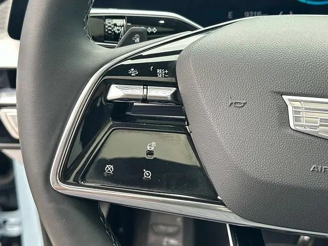 2024 Cadillac iQ Luxury w/1SC