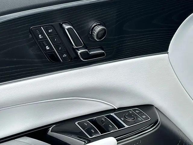 2024 Cadillac iQ Luxury w/1SC