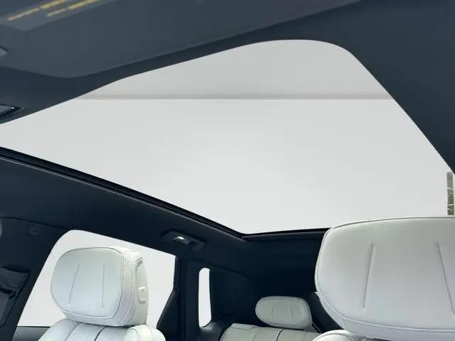 2024 Cadillac iQ Luxury w/1SC