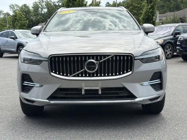 2023 Volvo XC60 Recharge T8 Plus Bright Theme