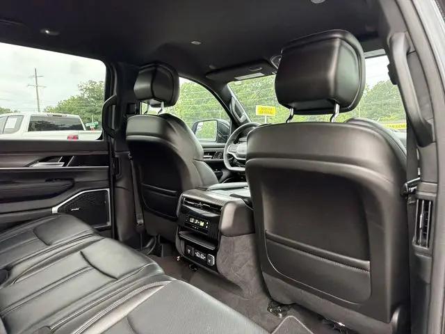 2024 Jeep Wagoneer Series II 4x4