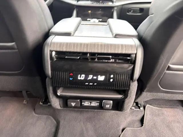 2024 Jeep Wagoneer Series II 4x4
