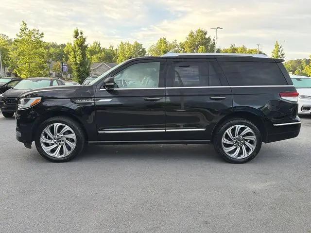 2024 Lincoln Navigator Reserve