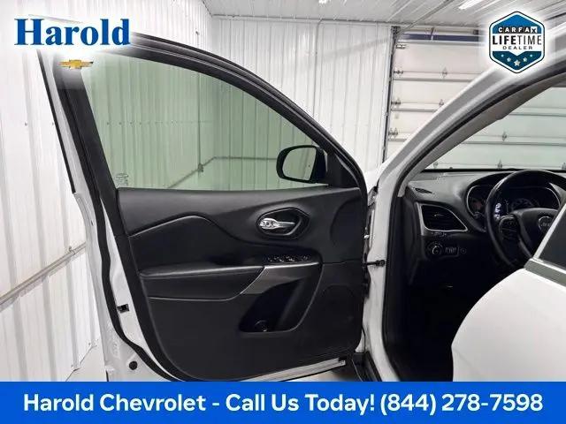 2019 Jeep Cherokee North