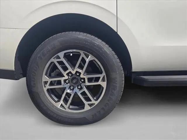 2026 Ford Expedition Max Active MAX