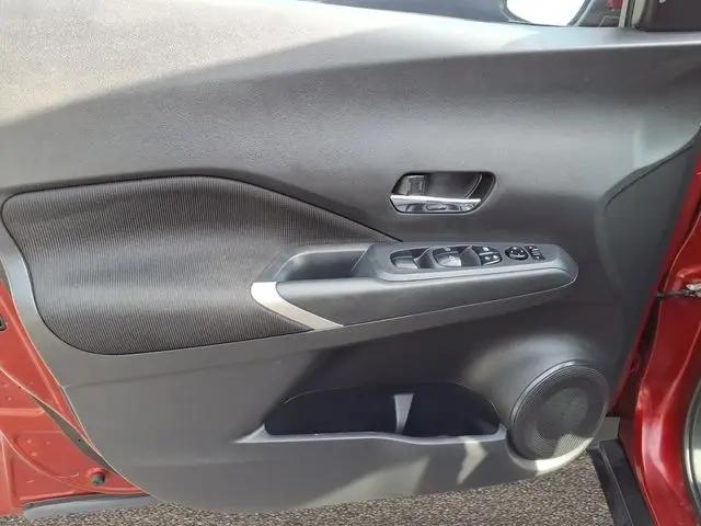 2023 Nissan Kicks SV Xtronic CVT