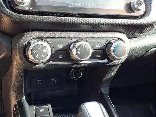 2023 Nissan Kicks SV Xtronic CVT
