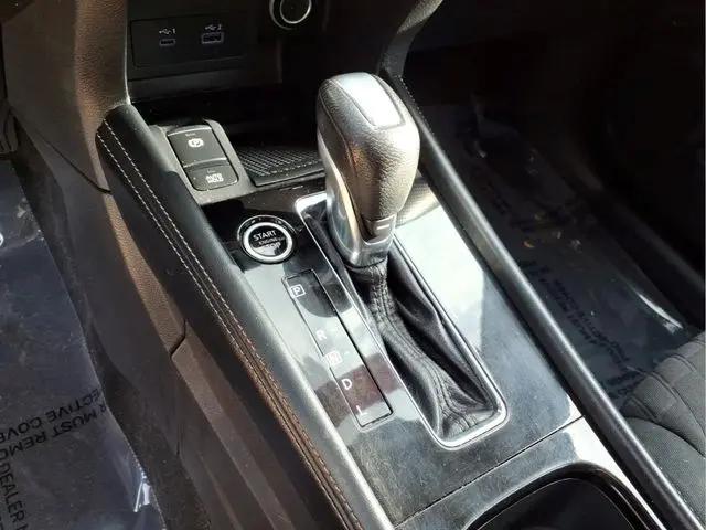 2023 Nissan Kicks SV Xtronic CVT