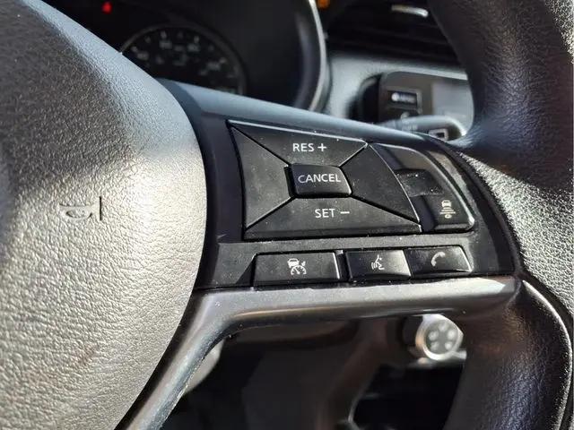 2023 Nissan Kicks SV Xtronic CVT