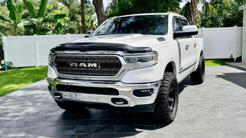 2019 Ram 1500 Limited Crew Cab 4x4 57 Box