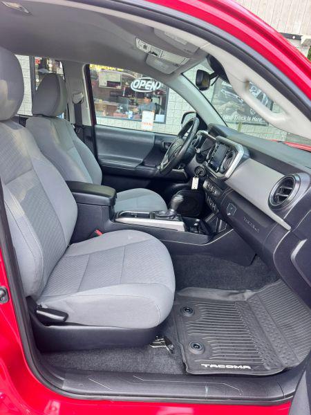 2020 Toyota Tacoma SR5 V6