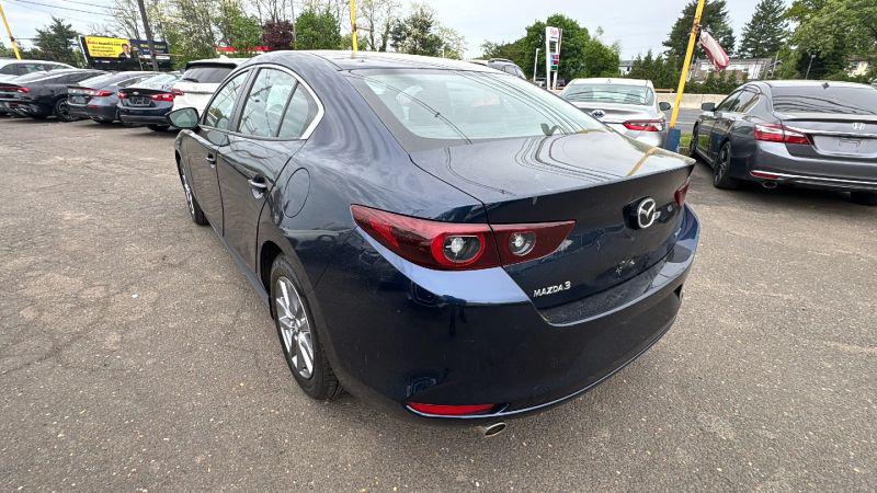 2022 Mazda Mazda3 2.0