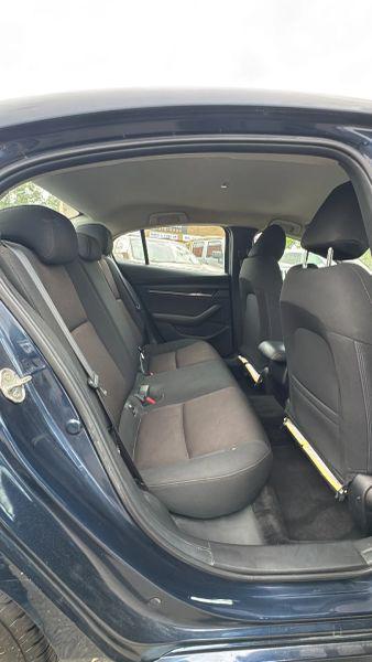 2022 Mazda Mazda3 2.0