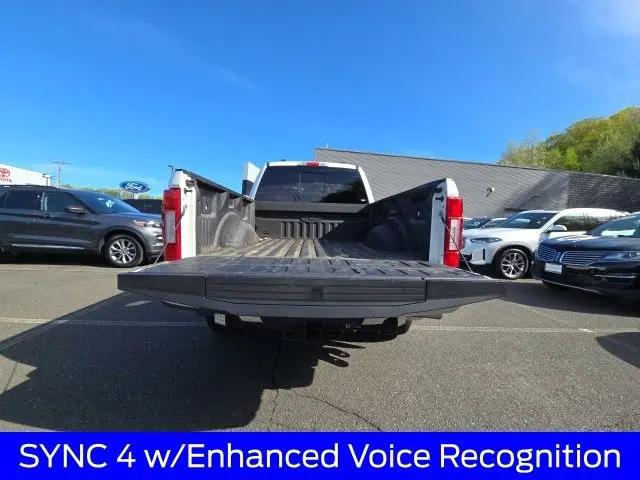 2022 Ford F-350 LARIAT
