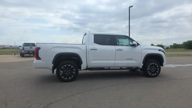 2026 Toyota Tundra Limited CrewMax 5.5' Bed