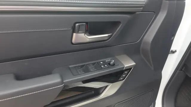 2026 Toyota Tundra Limited CrewMax 5.5' Bed
