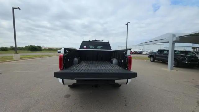 2026 Toyota Tundra Limited CrewMax 5.5' Bed