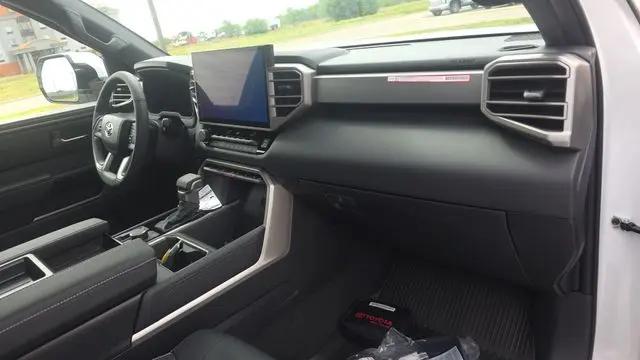2026 Toyota Tundra Limited CrewMax 5.5' Bed
