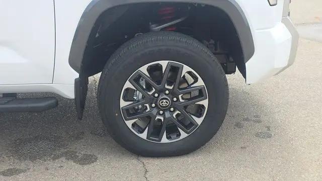 2026 Toyota Tundra Limited CrewMax 5.5' Bed