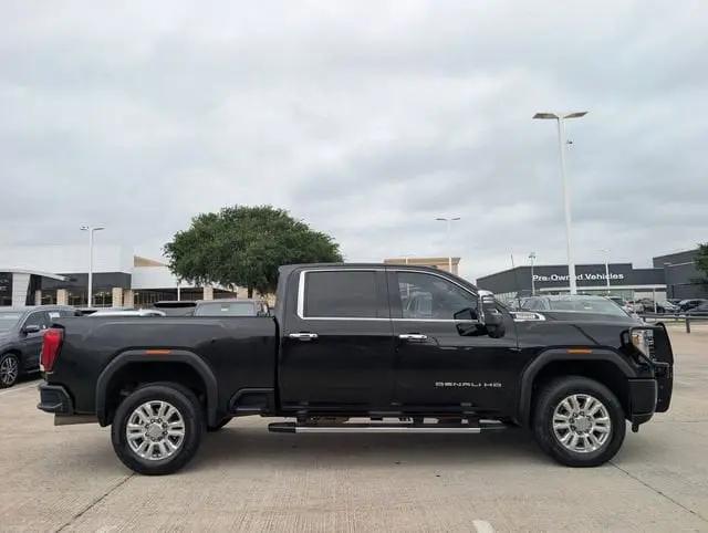 2020 GMC Sierra 2500HD 4WD Crew Cab Standard Bed Denali