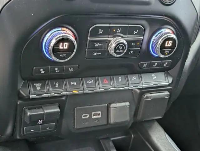2020 GMC Sierra 2500HD 4WD Crew Cab Standard Bed Denali