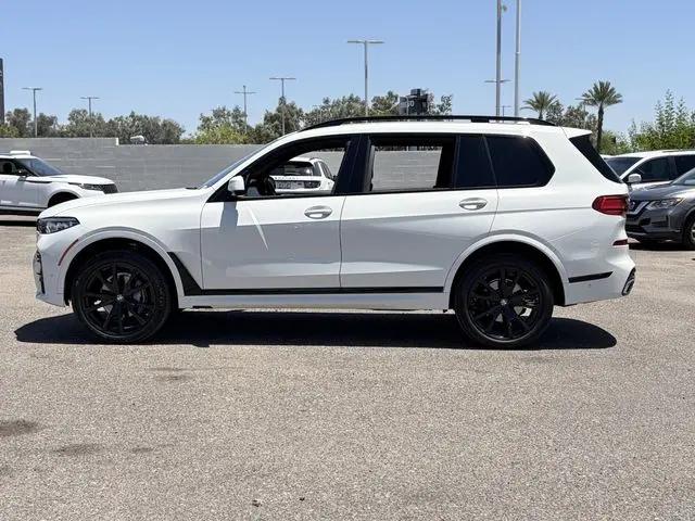 2022 BMW X7 xDrive40i